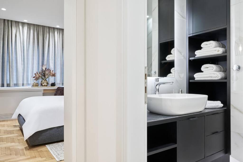 Deluxe Apartment, Kolonaki Ateny Zewnętrze zdjęcie